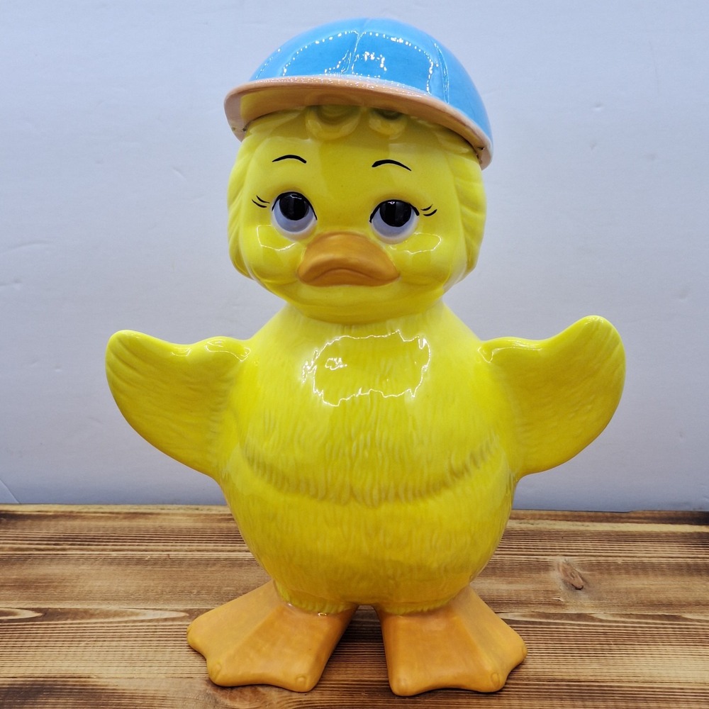 Vintage 1978 HOLLAND Ceramic Duck With Hat/ Textured Retro MCM / 9"X8" Easter
